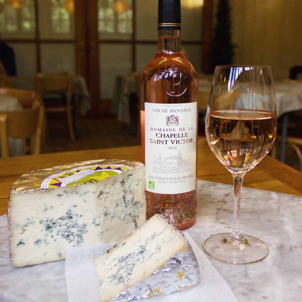 wine and cheese pairing at Elephants Deli